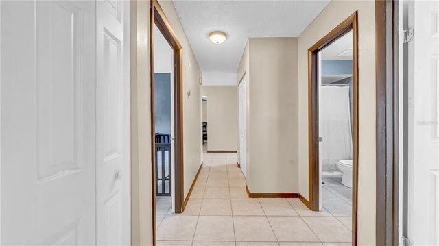 812 REGENT CIRCLE S, Brandon, FL 33511