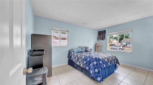 812 REGENT CIRCLE S, Brandon, FL 33511