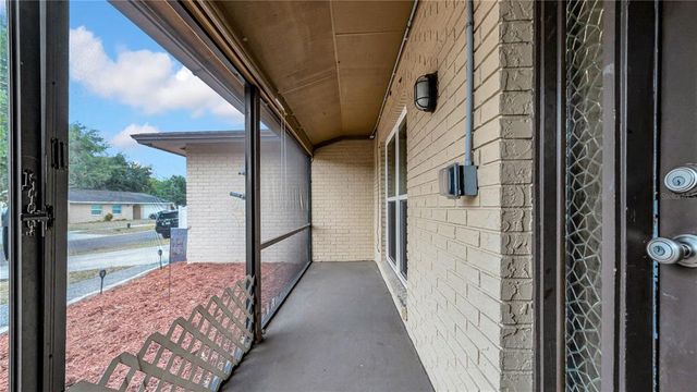812 REGENT CIRCLE S, Brandon, FL 33511
