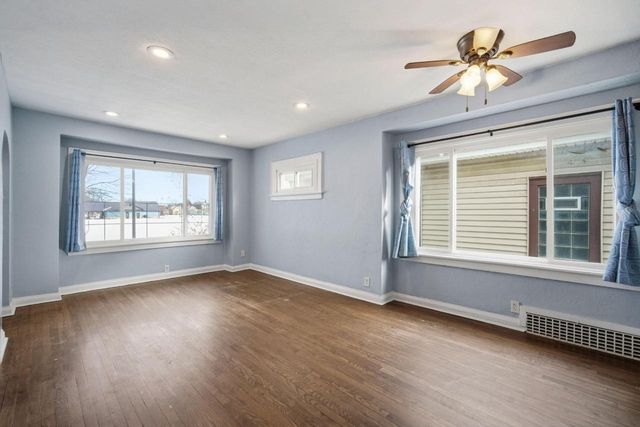 6115 W Lapham STREET, West Allis, WI 53214