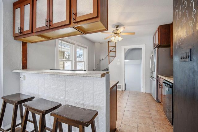 6115 W Lapham STREET, West Allis, WI 53214