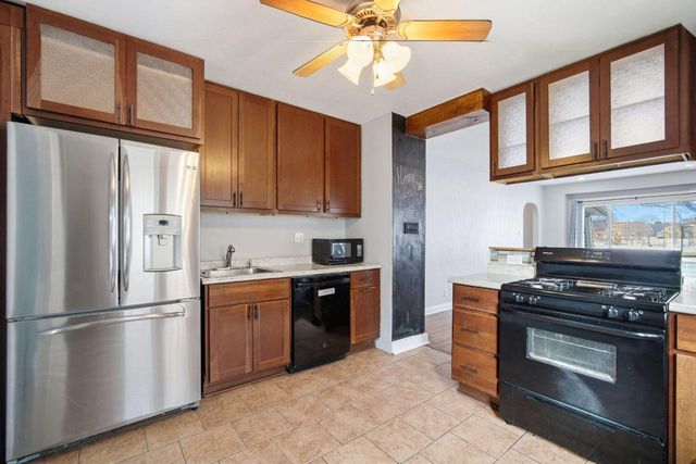 6115 W Lapham STREET, West Allis, WI 53214