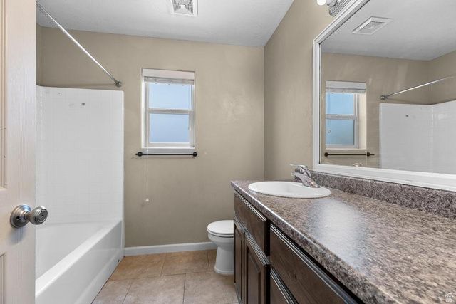 225 N FALCON CT, Ivins, UT 84738