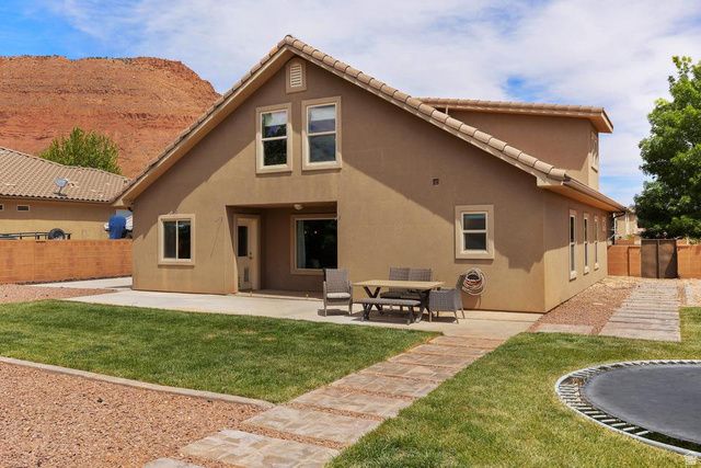 225 N FALCON CT, Ivins, UT 84738