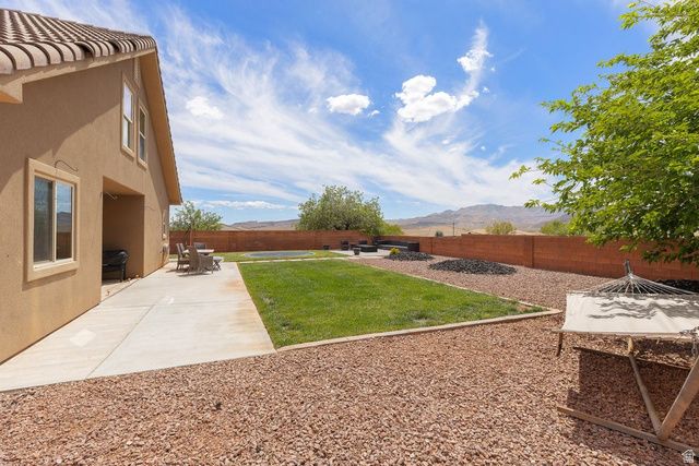 225 N FALCON CT, Ivins, UT 84738
