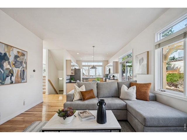 1487 Periwinkle Dr, Boulder, CO 80304