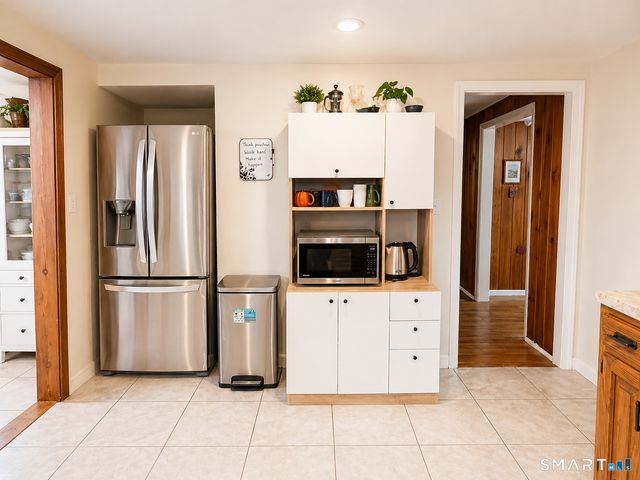 121 Pool Road, North Haven, CT 06473