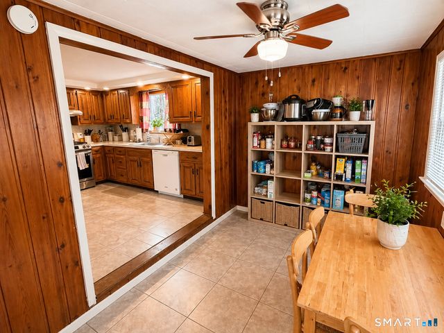 121 Pool Road, North Haven, CT 06473
