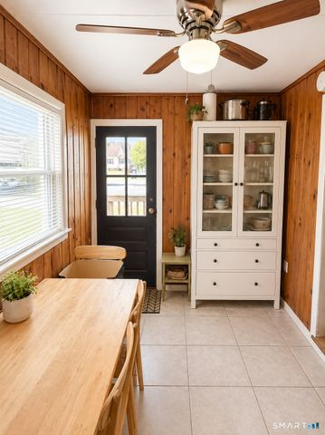 121 Pool Road, North Haven, CT 06473