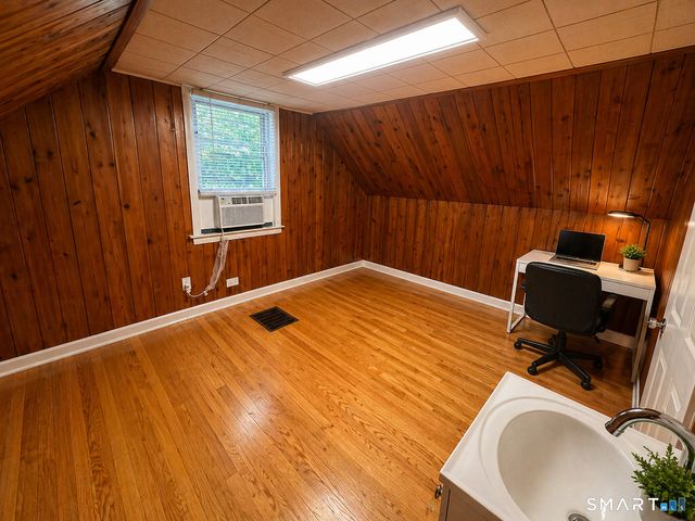121 Pool Road, North Haven, CT 06473
