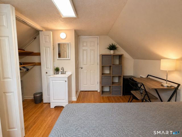 121 Pool Road, North Haven, CT 06473