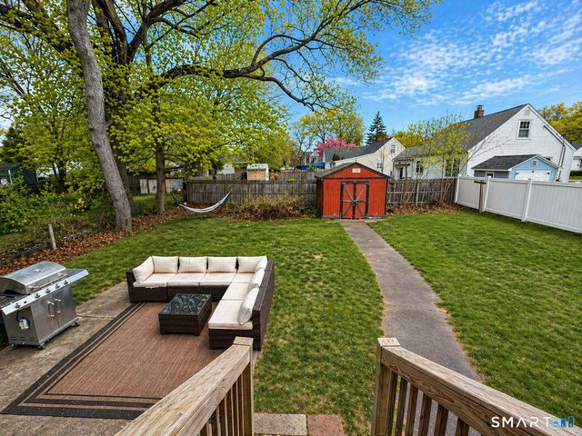 121 Pool Road, North Haven, CT 06473