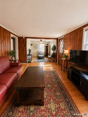 121 Pool Road, North Haven, CT 06473