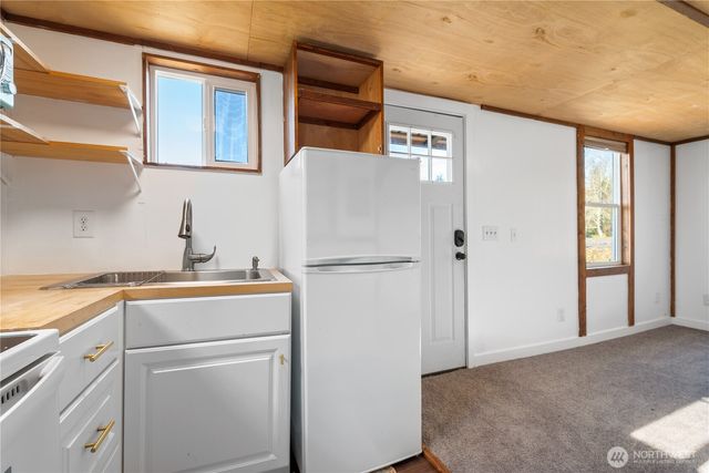 942 Stella Road, Longview, WA 98632