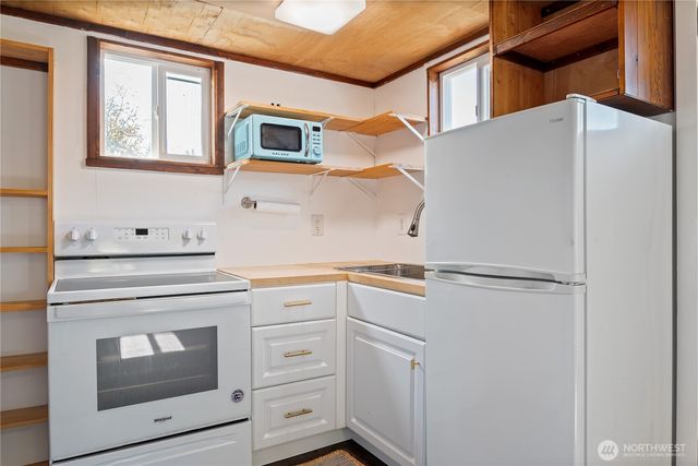 942 Stella Road, Longview, WA 98632