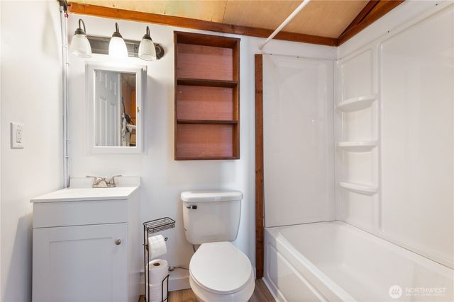 942 Stella Road, Longview, WA 98632