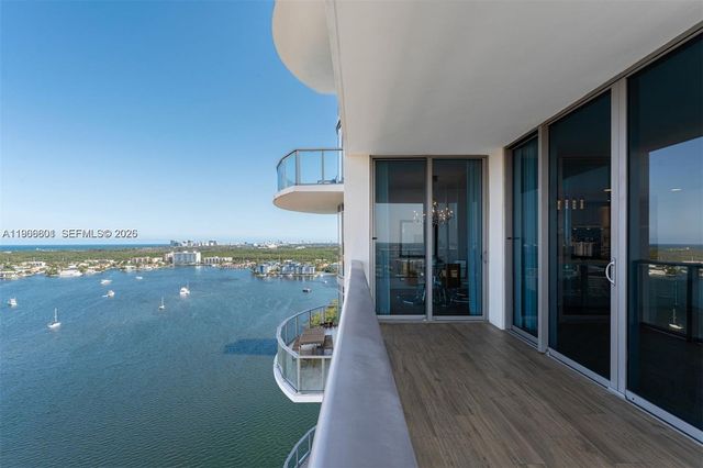 17301 Biscayne Boulevard 2110, North Miami Beach, FL 33160