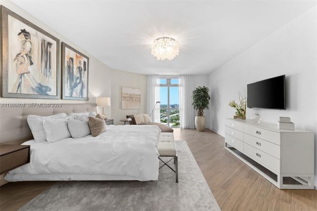 17301 Biscayne Boulevard 2110, North Miami Beach, FL 33160