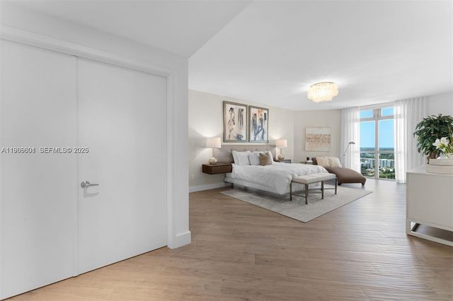 17301 Biscayne Boulevard 2110, North Miami Beach, FL 33160