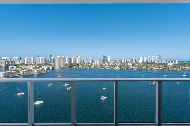 17301 Biscayne Boulevard 2110, North Miami Beach, FL 33160