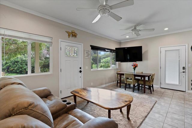 200 Awalau Rd Unit B, Haiku, OR 97608