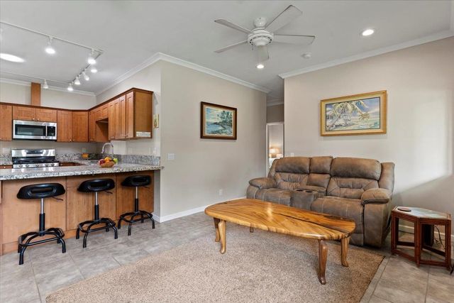 200 Awalau Rd Unit B, Haiku, OR 97608