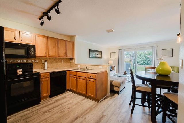 3011 SW 128th Ave 102, Miramar, FL 33027