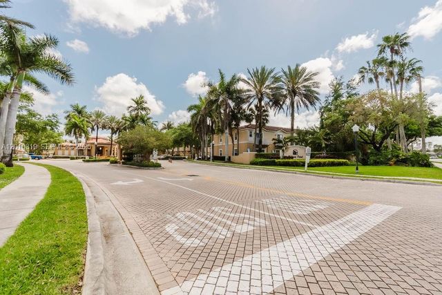 3011 SW 128th Ave 102, Miramar, FL 33027