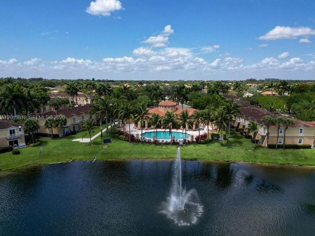 3011 SW 128th Ave 102, Miramar, FL 33027