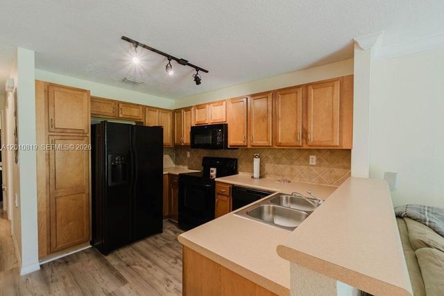 3011 SW 128th Ave 102, Miramar, FL 33027