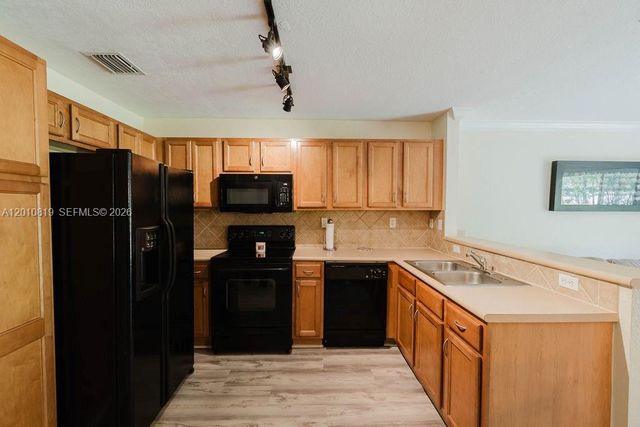 3011 SW 128th Ave 102, Miramar, FL 33027