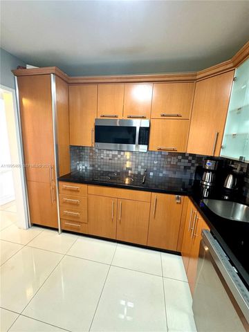 3725 S Ocean Dr 1221, Hollywood, FL 33019