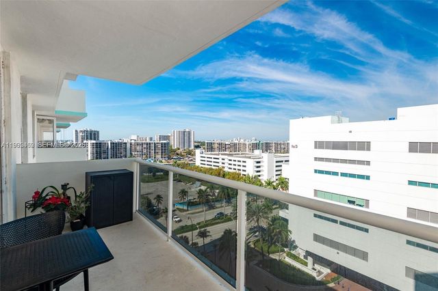 3725 S Ocean Dr 1221, Hollywood, FL 33019