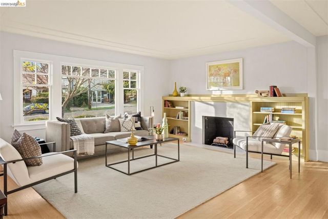 1950 Hopkins Street, Berkeley, CA 94707