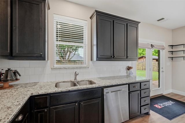 404 N Florence Street, Tioga, TX 76271