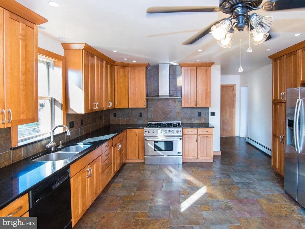 182 LEVEL RD #, COLLEGEVILLE, PA 19426 — photo 3