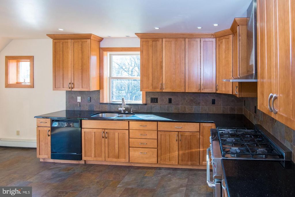 182 LEVEL RD #, COLLEGEVILLE, PA 19426 — photo 4