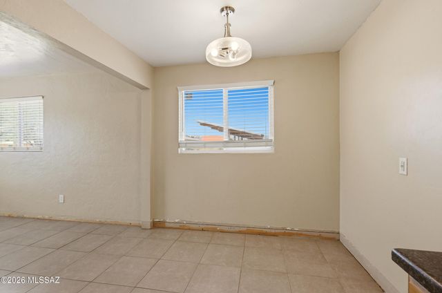 5056 E 4th Street, Tucson, AZ 85711