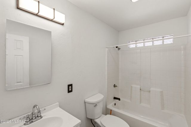 5056 E 4th Street, Tucson, AZ 85711