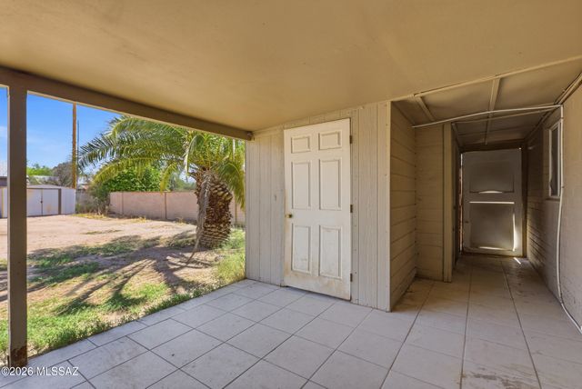 5056 E 4th Street, Tucson, AZ 85711