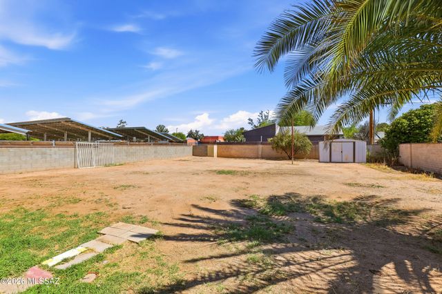 5056 E 4th Street, Tucson, AZ 85711