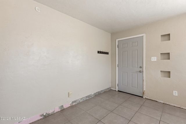 5056 E 4th Street, Tucson, AZ 85711