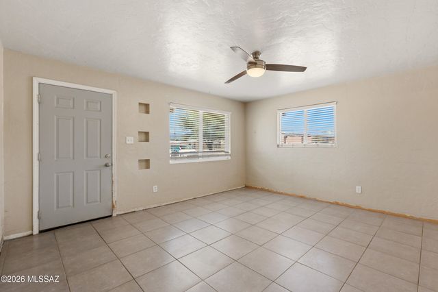 5056 E 4th Street, Tucson, AZ 85711