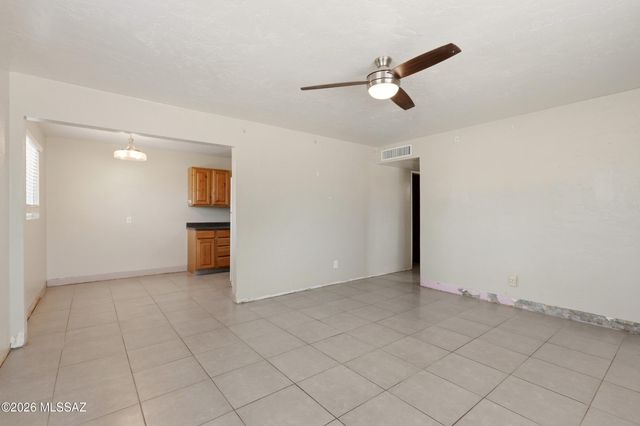 5056 E 4th Street, Tucson, AZ 85711