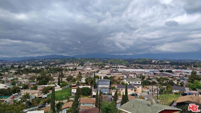 1221 DODDS Circle, Los Angeles, CA 90063