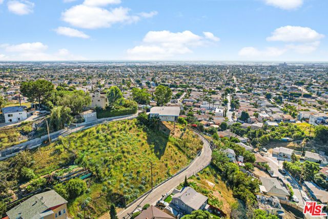 1221 DODDS Circle, Los Angeles, CA 90063