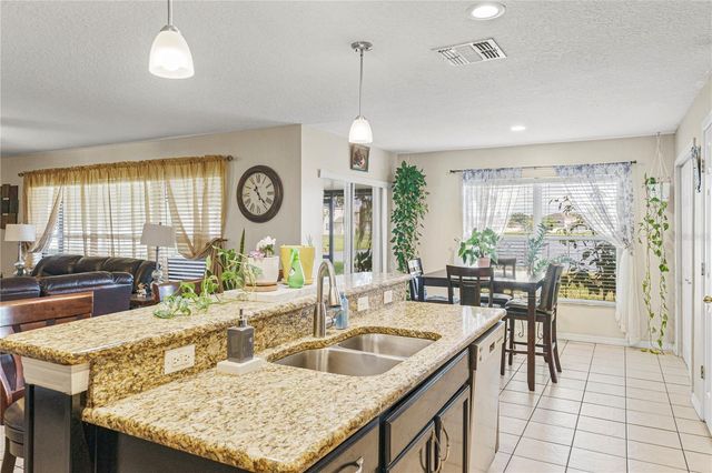 4071 FLOWERING PEACH LANE, St Cloud, FL 34772