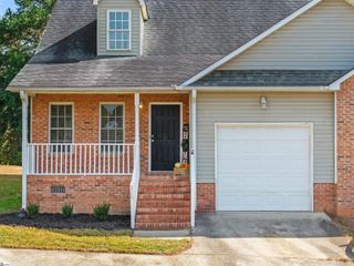 125 River Oaks Circle, Piedmont, SC 29673