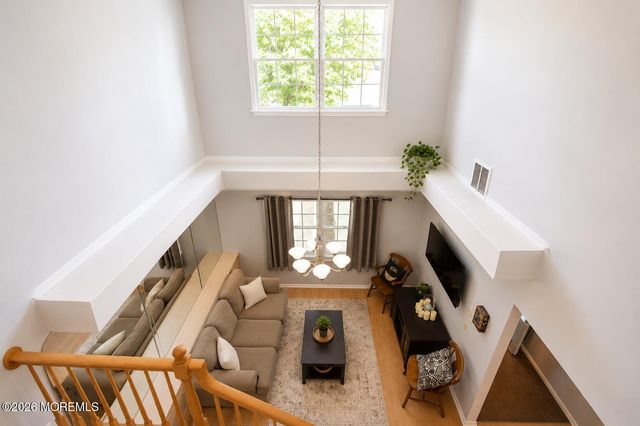 6 Cherrywood Circle, Brick, NJ 08724