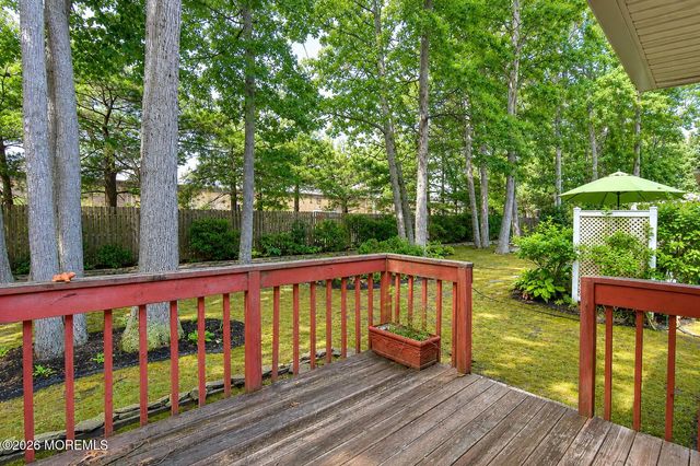 6 Cherrywood Circle, Brick, NJ 08724